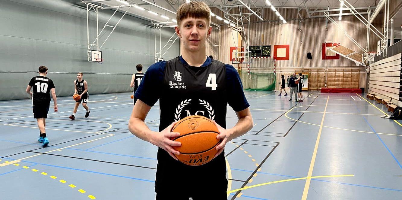 Anton Johansson, basketsspelare i BK Marbo. 