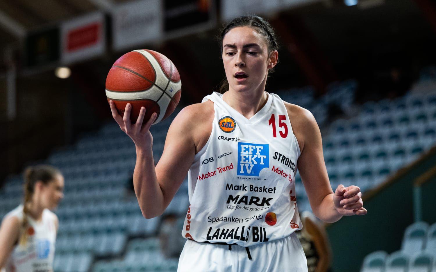 Bridget Herlihy under basketmatchen i damernas SBL mellan Sjuhärad och Mark den 30 november 2022 i Borås.