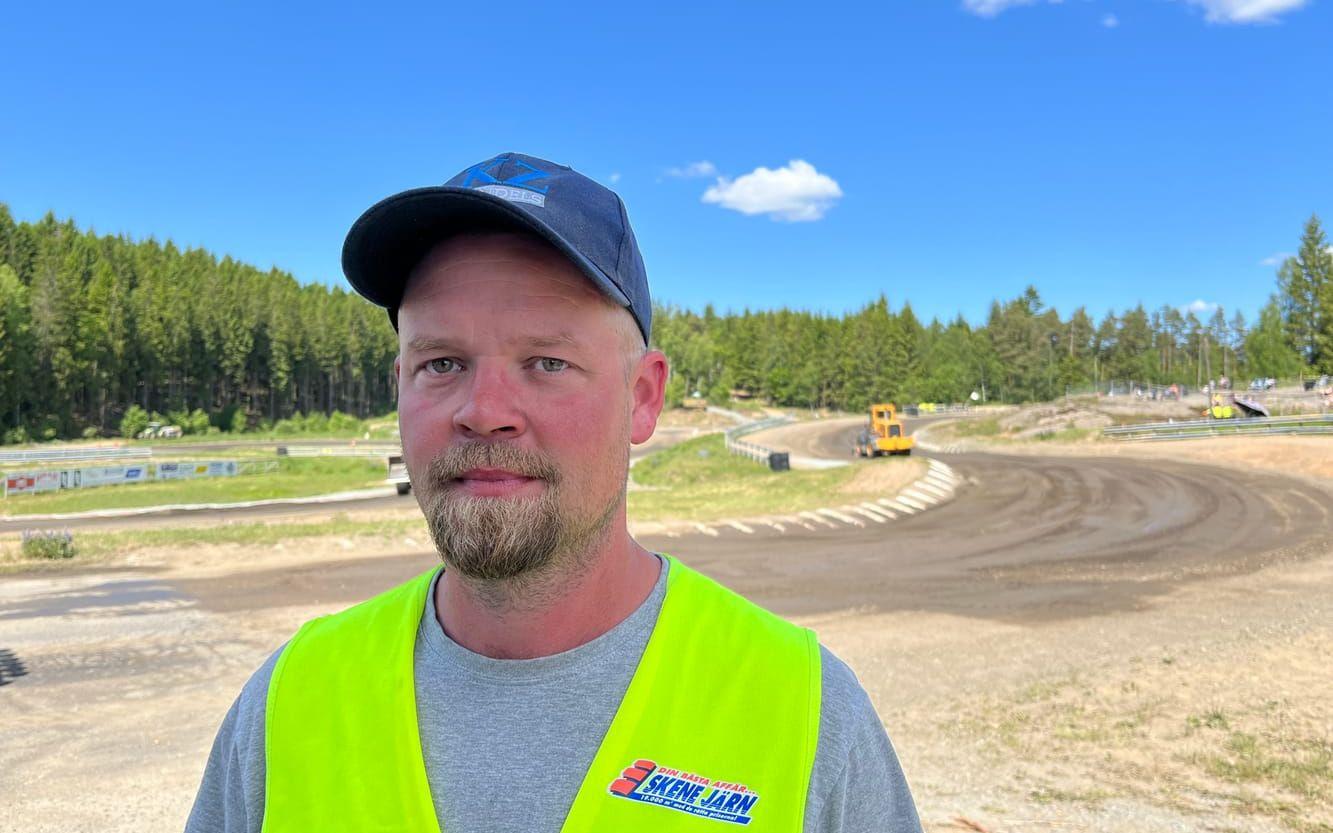 Magnus Widmark är tävlingsledare och är helnöjd med helgens tävlingar. 