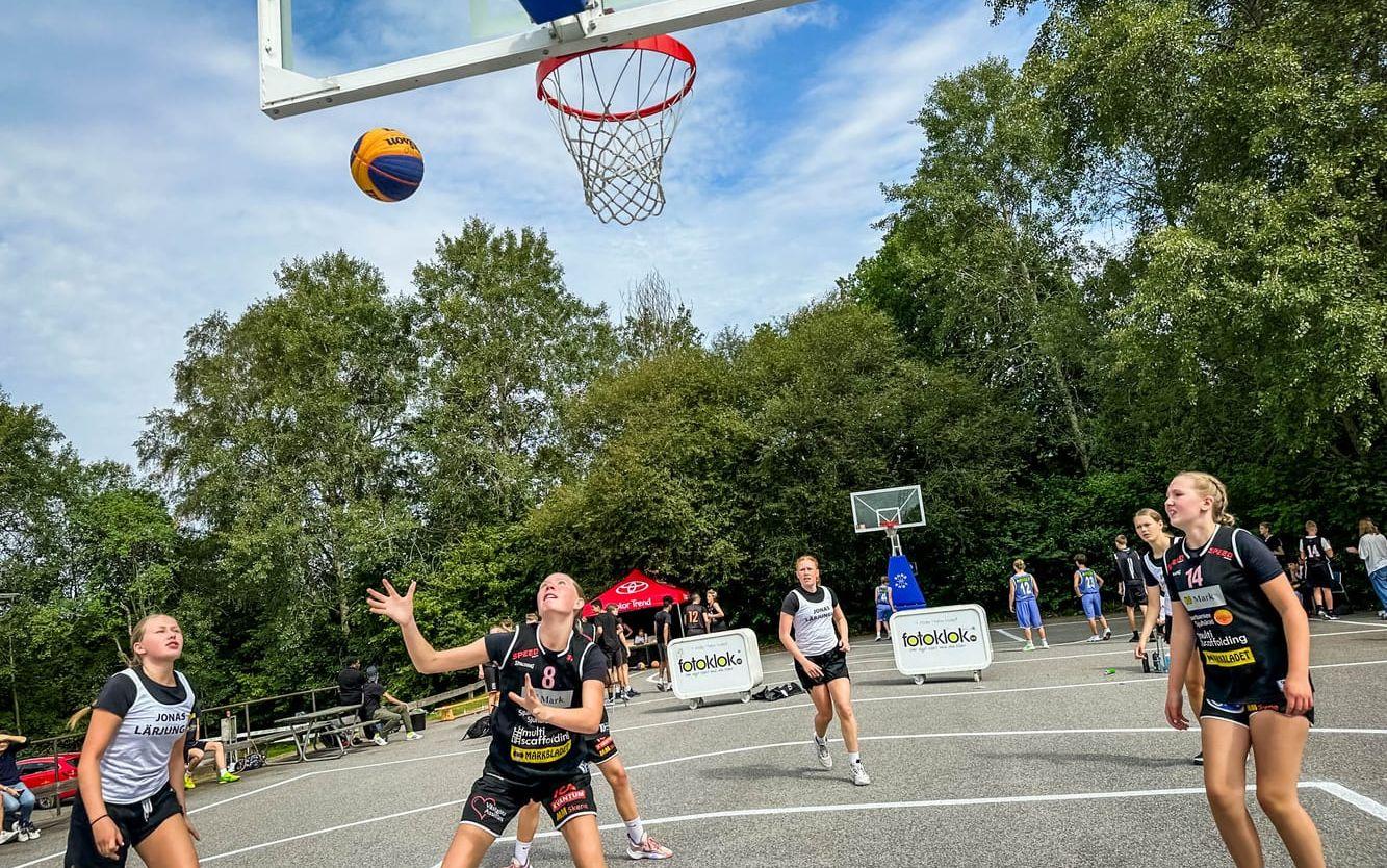 Marbo Basket arrangerar turnering i streetbasket i så kallad 3x3.