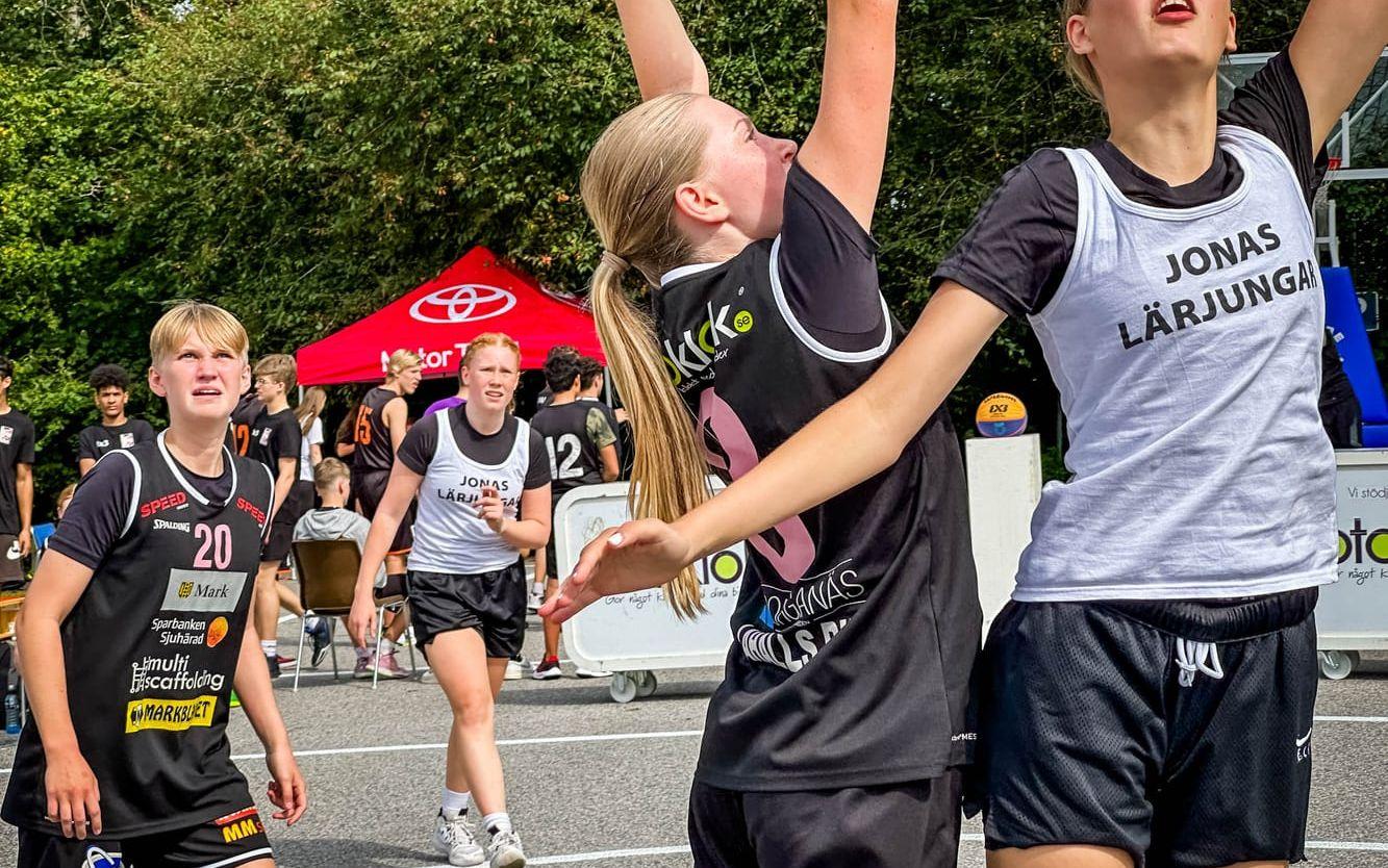 Marbo Basket arrangerar turnering i streetbasket i så kallad 3x3.