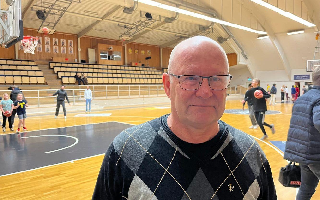 Frank Alm efter matchen mellan Mark basket och Visby ladies. 